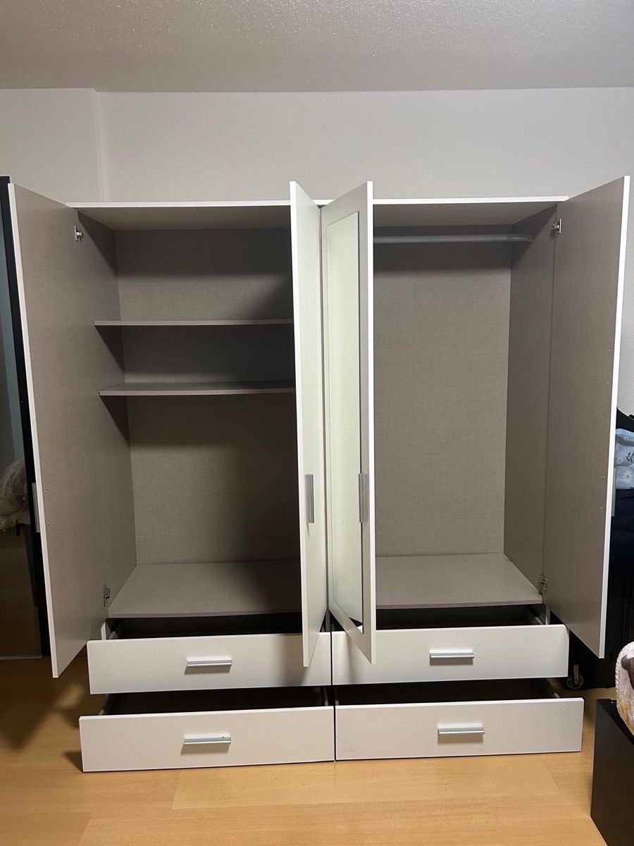 Schränke: Kleiderschrank  – Gebraucht aus Reichenburg von pao_7yxc 1
