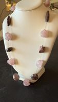Collier pierres naturelles Quartz Rose et bois Tendance
