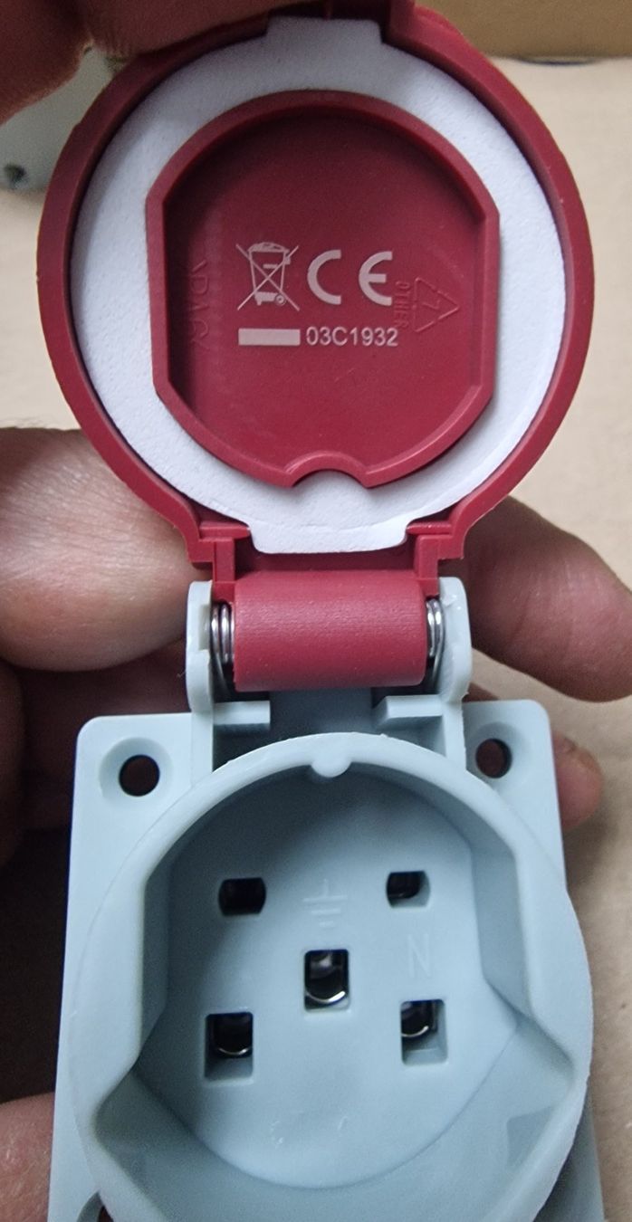 Stecker: PCE Einbausteckdose T25 16A 400/230V IP54 – Neu (gemäss Beschreibung) aus Uerkheim von Kaufoption