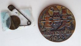 Basler Fasnachtsplakette K 1923: Nadel separat