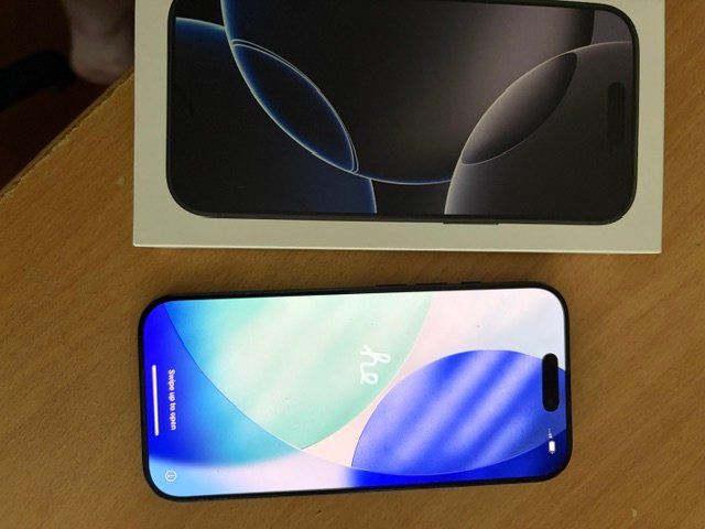 Apple Telefoni cellulari / Smartphones: Iphone 16 – Usato da Horgen venduto da Passport