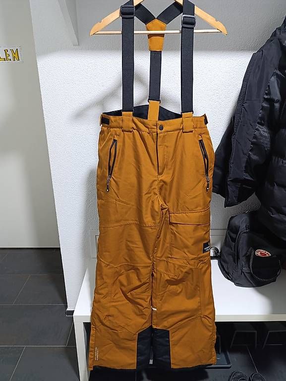 Giacche & Cappotti: Ski Hose mit Jacke – Usato da Balgach venduto da Achi010 1