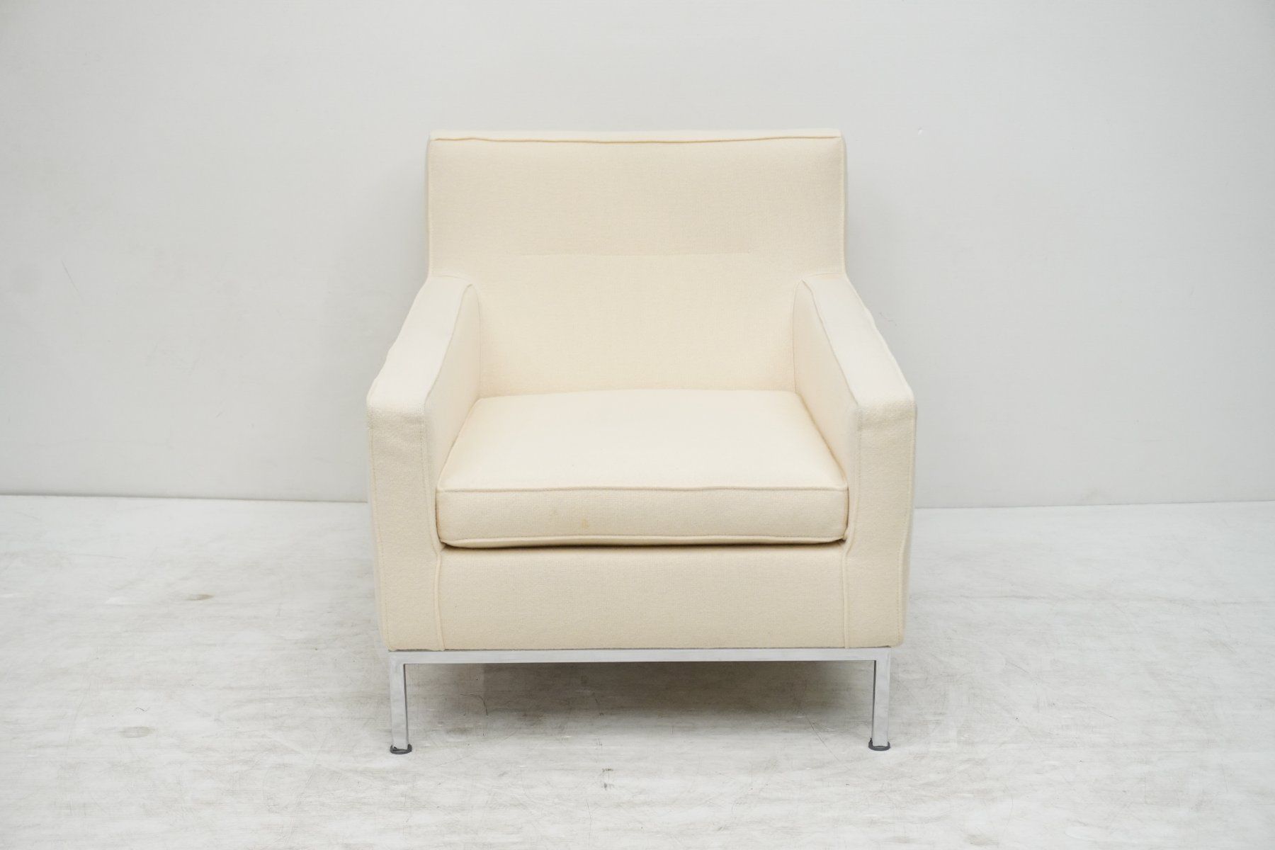 Zanotta Sessel: Zanotta Sessel Stoff beige – Gebraucht aus Bad Zurzach von QLASSIQ