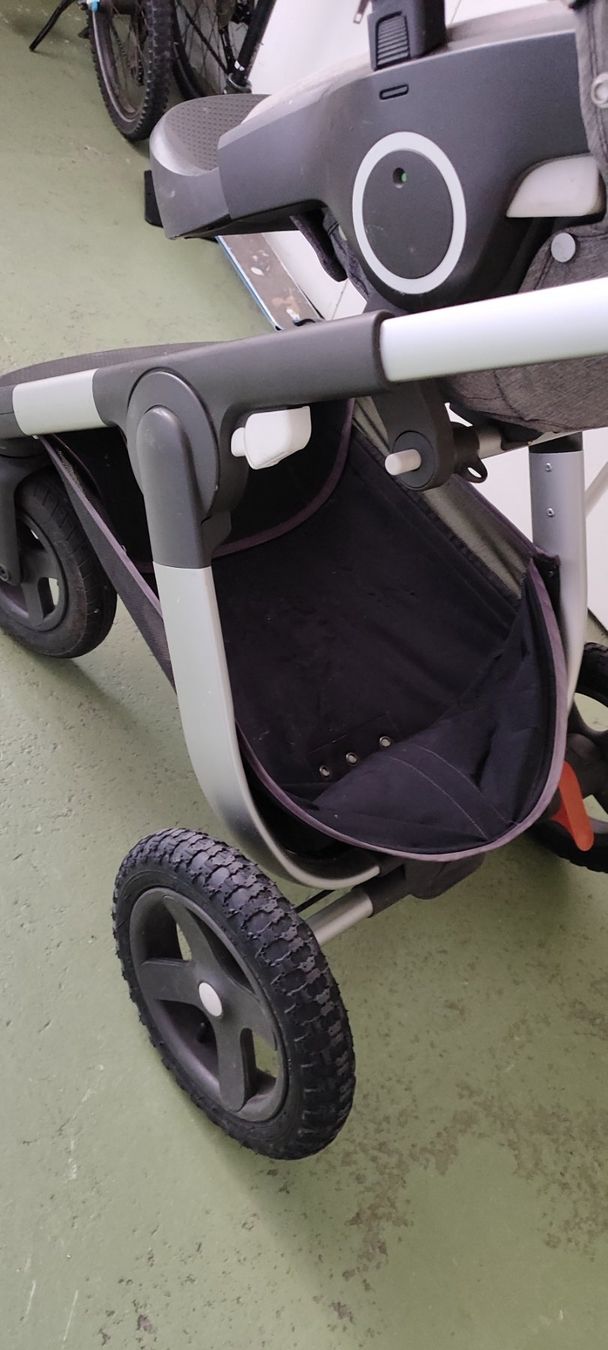 Stokke Kinderwagen: Stokke Kinderwagen – Gebraucht aus Chur von djovanna 2