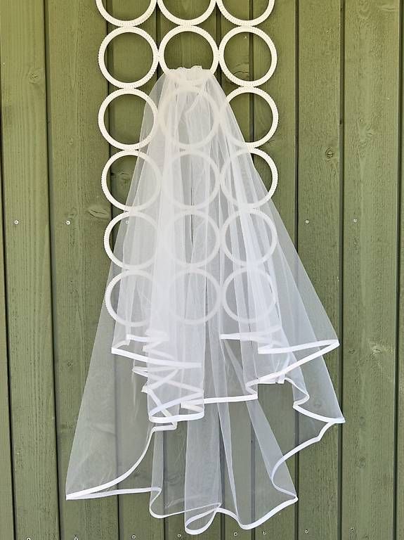 Vestiti: Schleier zu Hochzeitskleid – Usato da Winterthur venduto da Calculating.Infinity 1