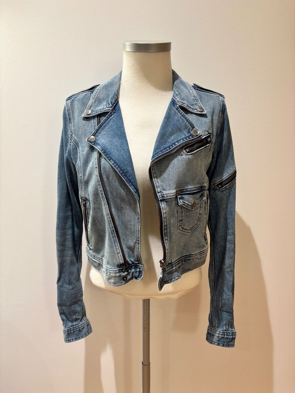 Giacche: schöne Jeansjacke im Biker-Stil, Grösse 36 – Usato da Neunkirch venduto da autoscooter57 1