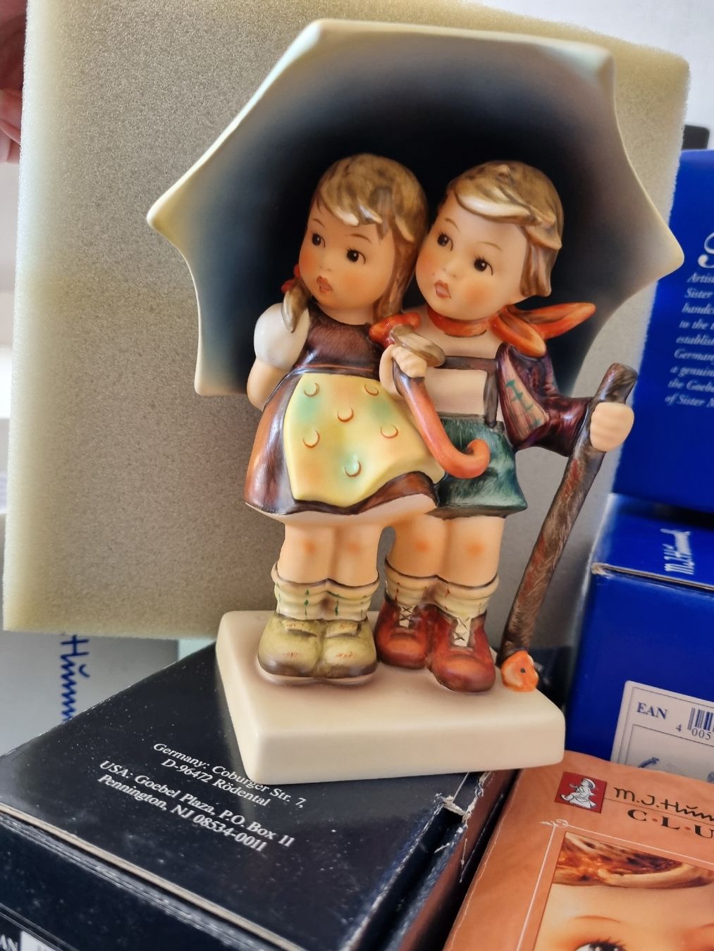 Hummel Figurines: Grosse Hummelsammlung – D'occasion à reitnau par Oktober4 7