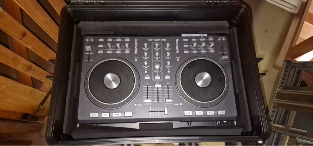 Numark DJ Controller mit Box | Kaufen auf Ricardo