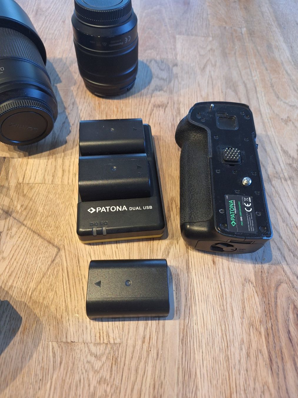 Panasonic Kamera: Panasonic Lumix GH5 Komplettset mit Objektiven – Gebraucht aus Ipsach von nik_6hkj 6
