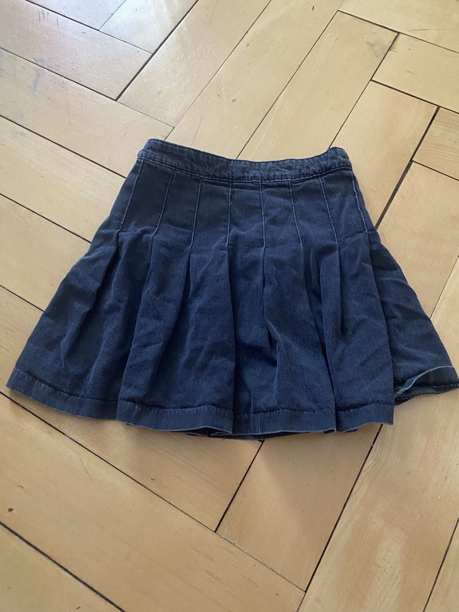 H&M Gonne: Denim Pleated Skirt H&M Good Condition – Usato da Zürich venduto da mar_zn2k 1