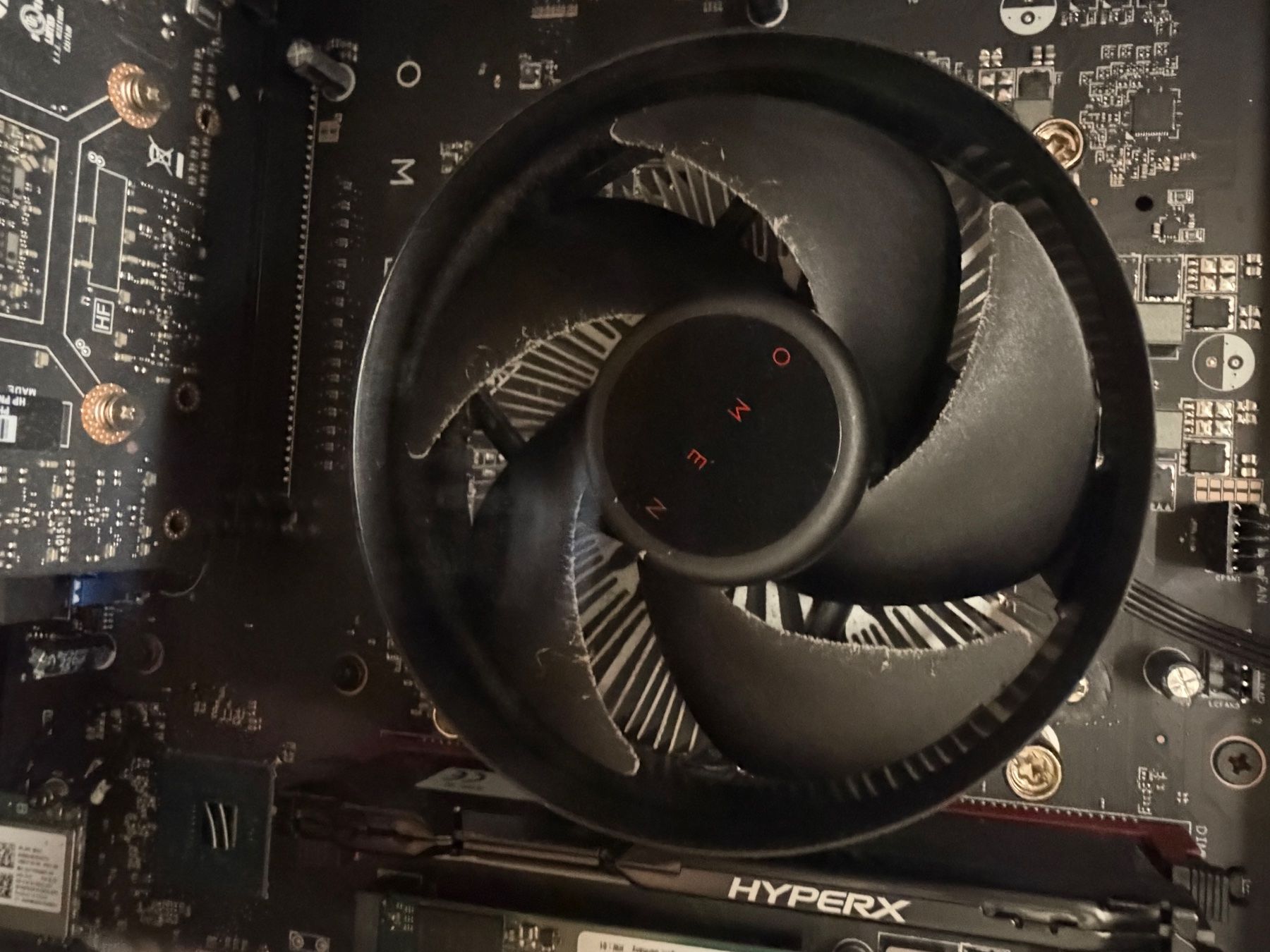 PCs: Gaming-PC HP Omen Intel Core i7 9. Generation – D'occasion à Reichenburg par nik578329mar 8