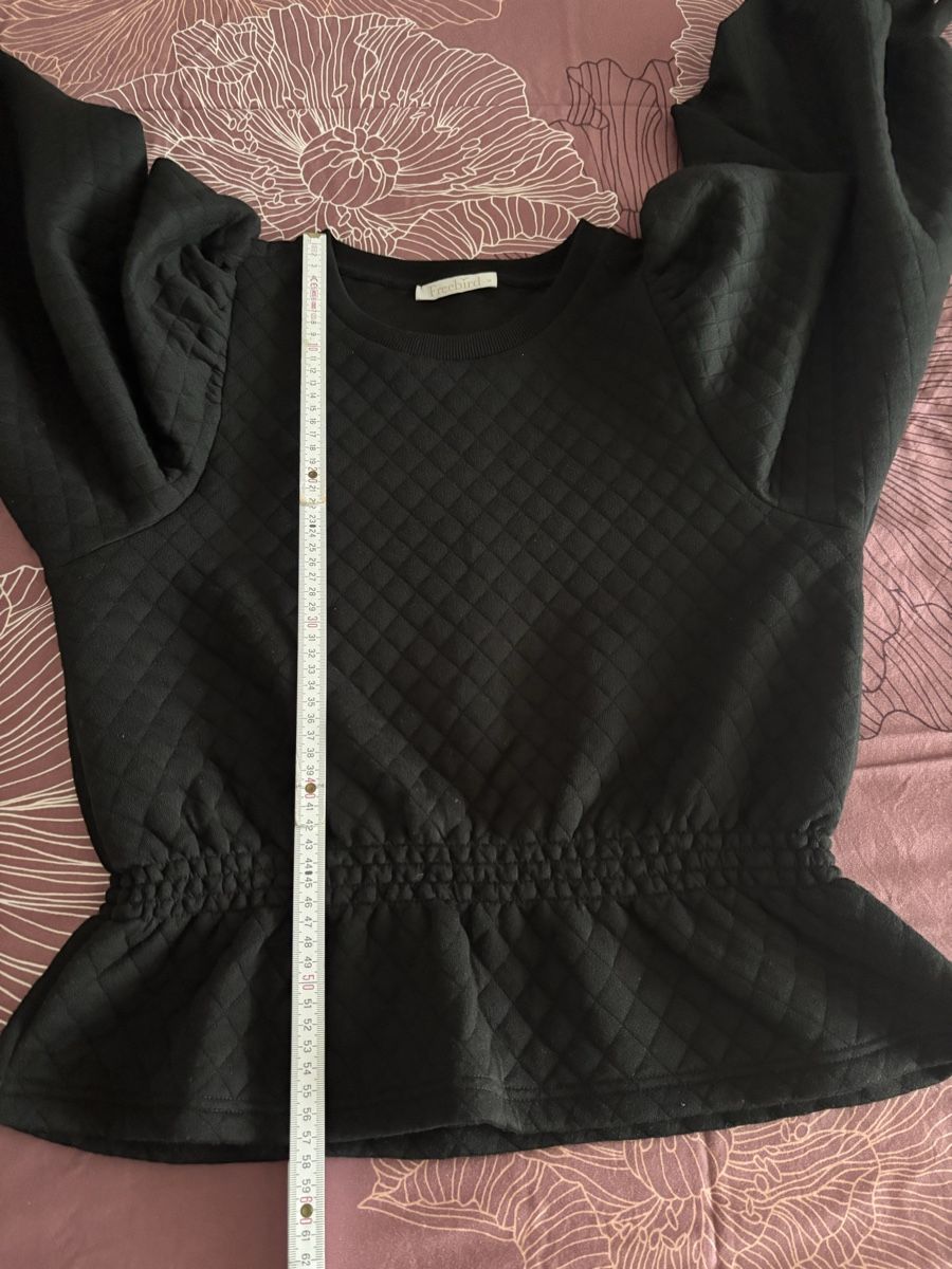 Maglioni & Felpe: Schwarzer Pullover, Steppmuster, Puffärmel, Gr. M – Nuovo (secondo la descrizione) da Salenstein venduto da Silly...0 6