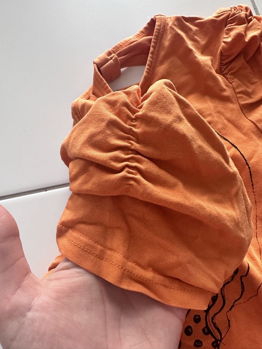 Camicette, T-shirt & Top: Kinder T-Shirt🧡 – Usato da Winterthur venduto da nik_pr58 3