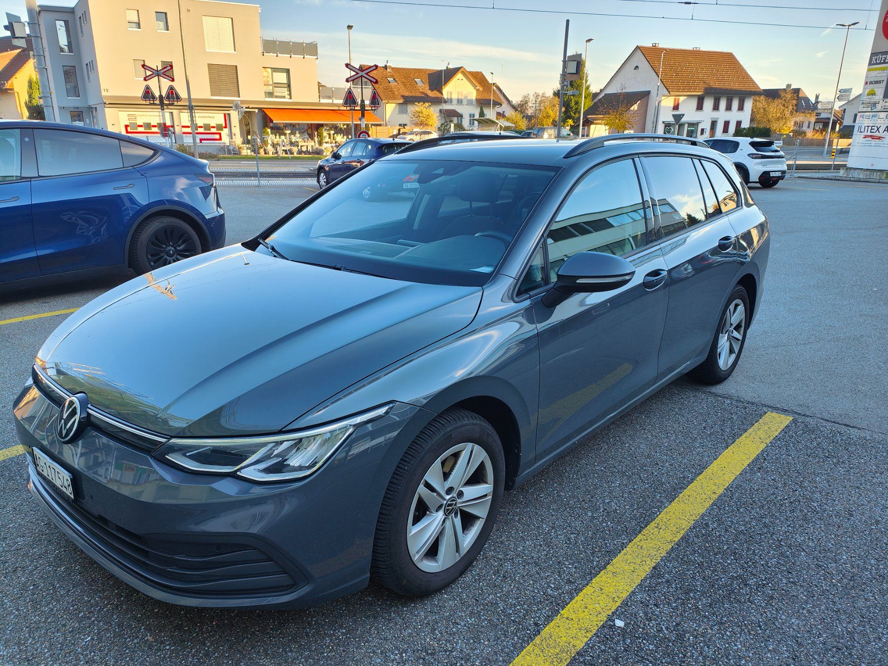 VW Automobili: VW Golf 8 Variant/Kombi – Usato da Seon venduto da Chris737