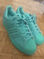 Adidas Superstar Sneakers mintgrün, Gr. 45, top Zustand!