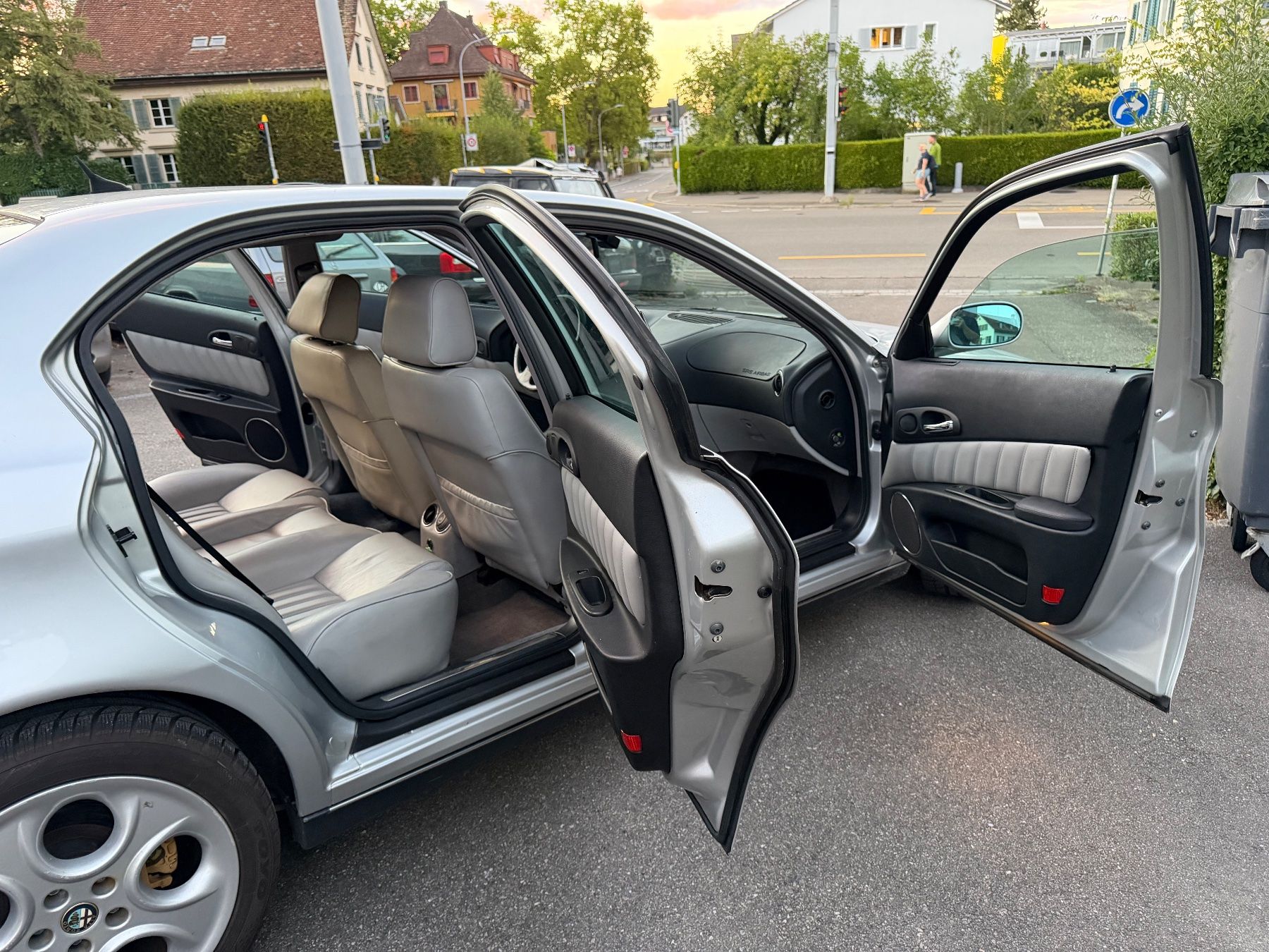 Alfa Romeo Automobili: Alfa Romeo 166 3.0 Super / MFK Bereitstellung – Usato da Kloten venduto da Rs2js 7