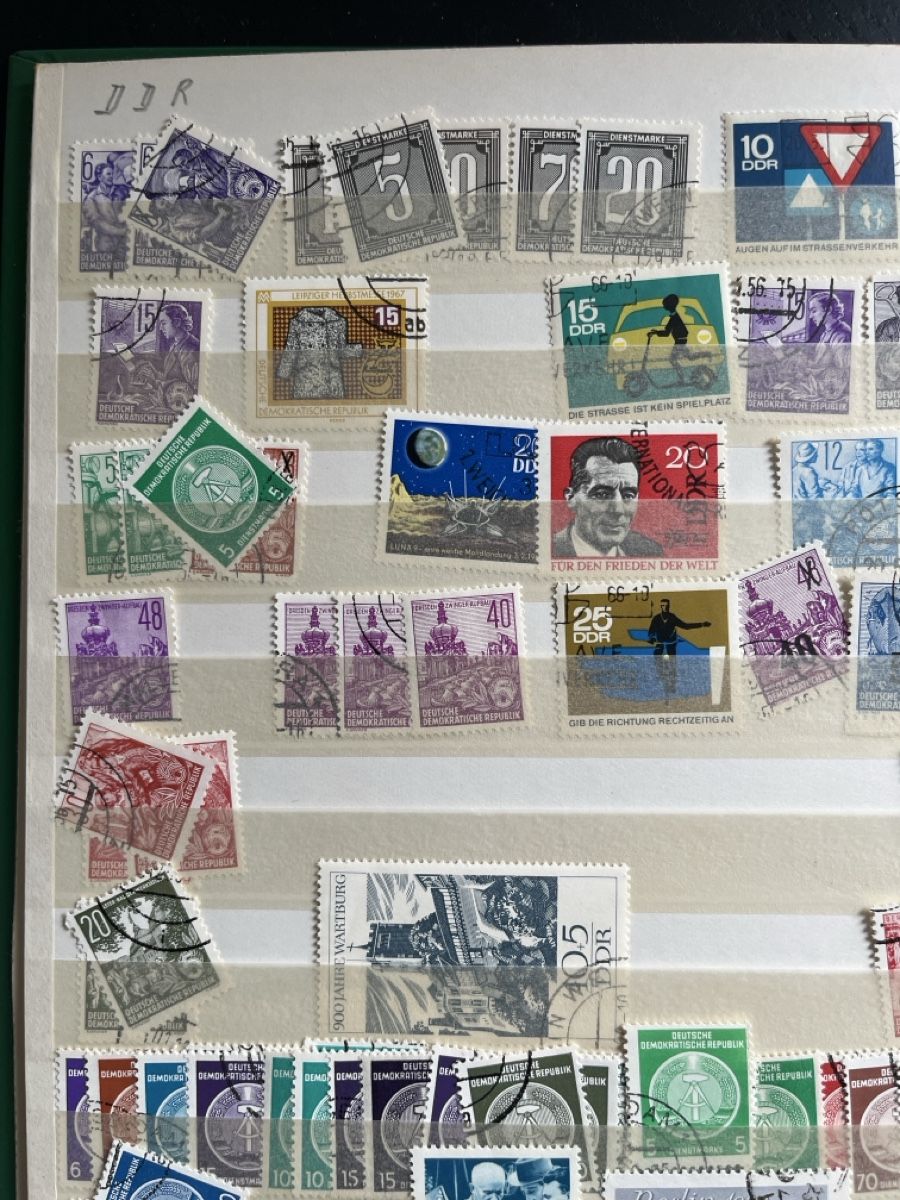 Tutti i francobolli: Sammelsurium DDR Marken, Briefmarken – Usato da Zürich venduto da pantelicarsenije 1