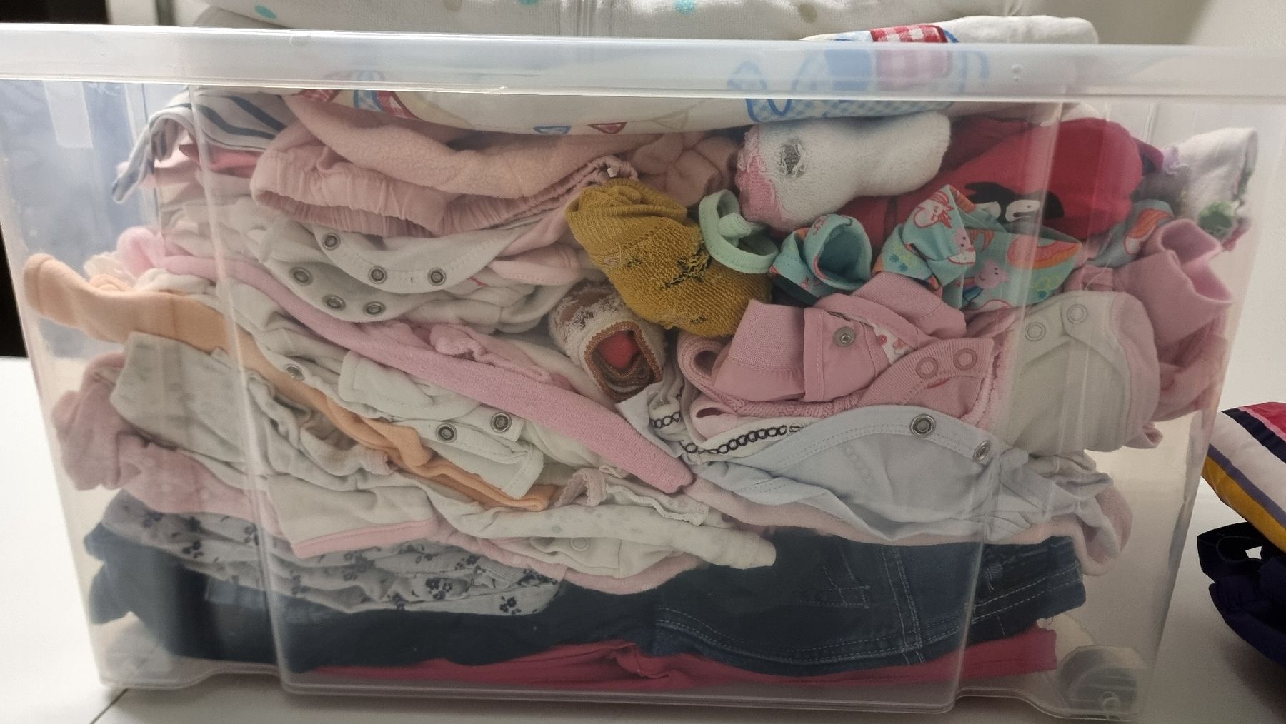 Kleiderpakete & -sets: Mädchenkleider Gr.56-122 – Gebraucht aus Bürglen TG von ici_5dcg