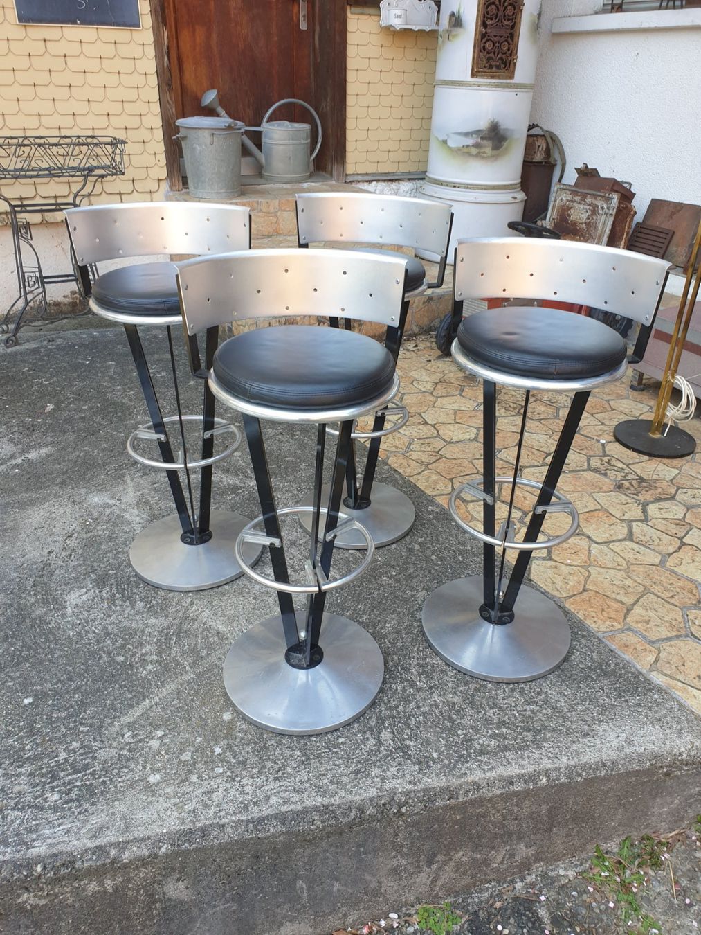 Sculptures & Statues: Barstool "Dry Martini" Design Pedro Miralles – D'occasion à rebstein par spacy73