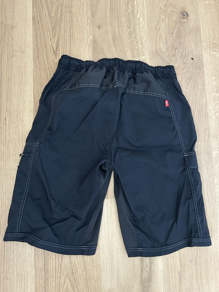 Pantaloni: Specialized Velohose M – Usato da Emmen venduto da Carbru 2