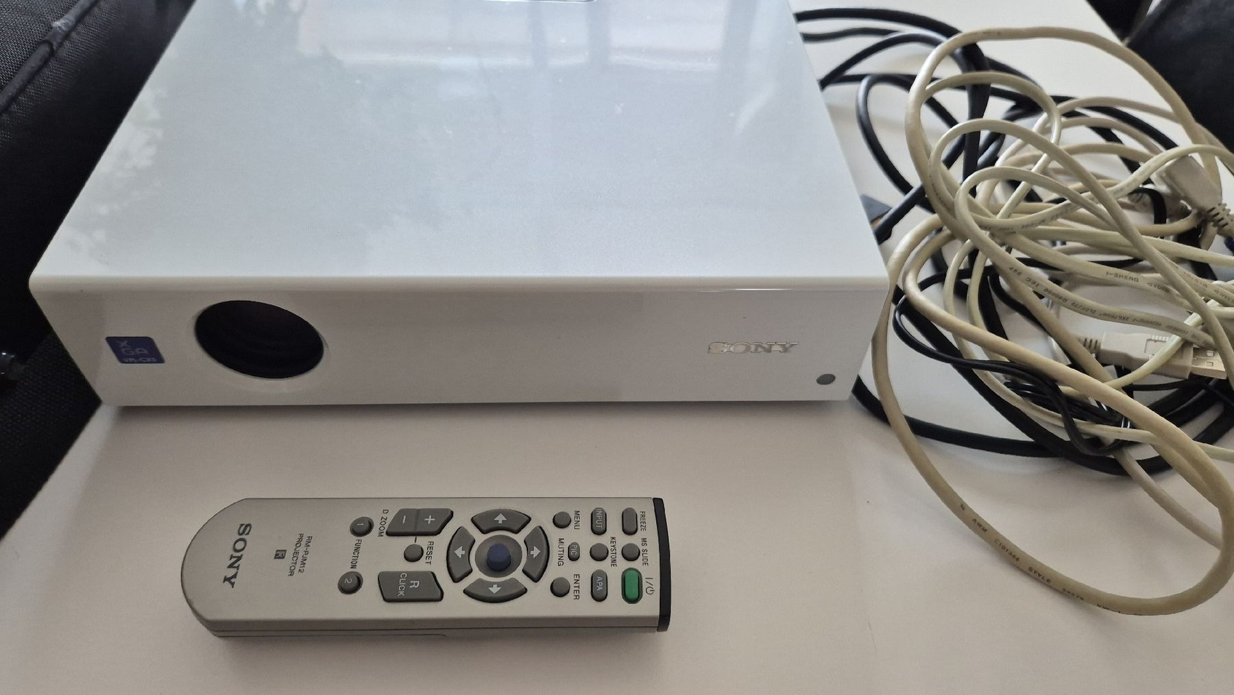 Sony Vidéoprojecteurs: Sony Beamer – D'occasion à Basel par svonscha