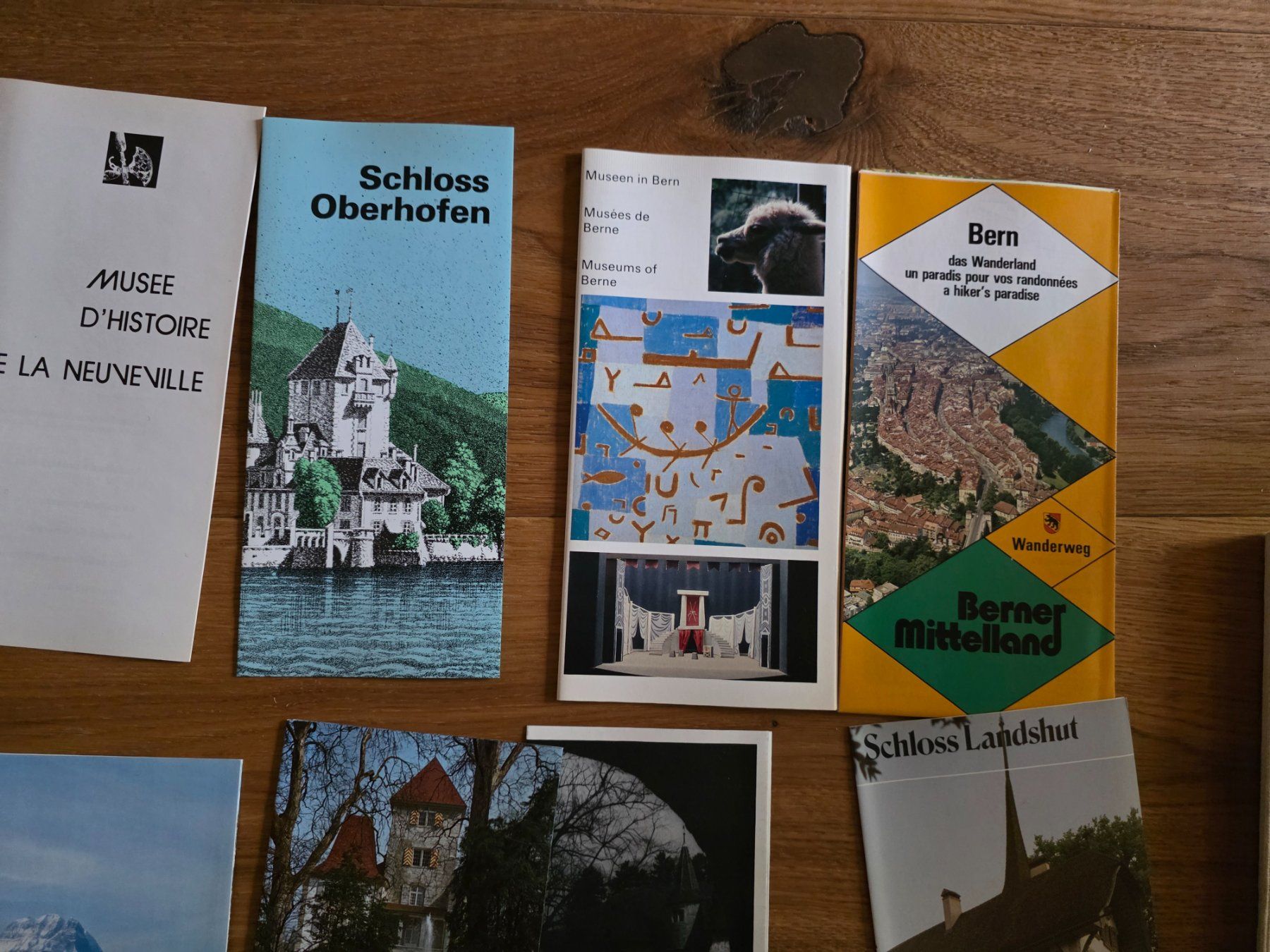 Libri: Berner Mappe mit diverses Vintage Werbe Image Flyern – Usato da Walterswil BE venduto da Lonitti 2