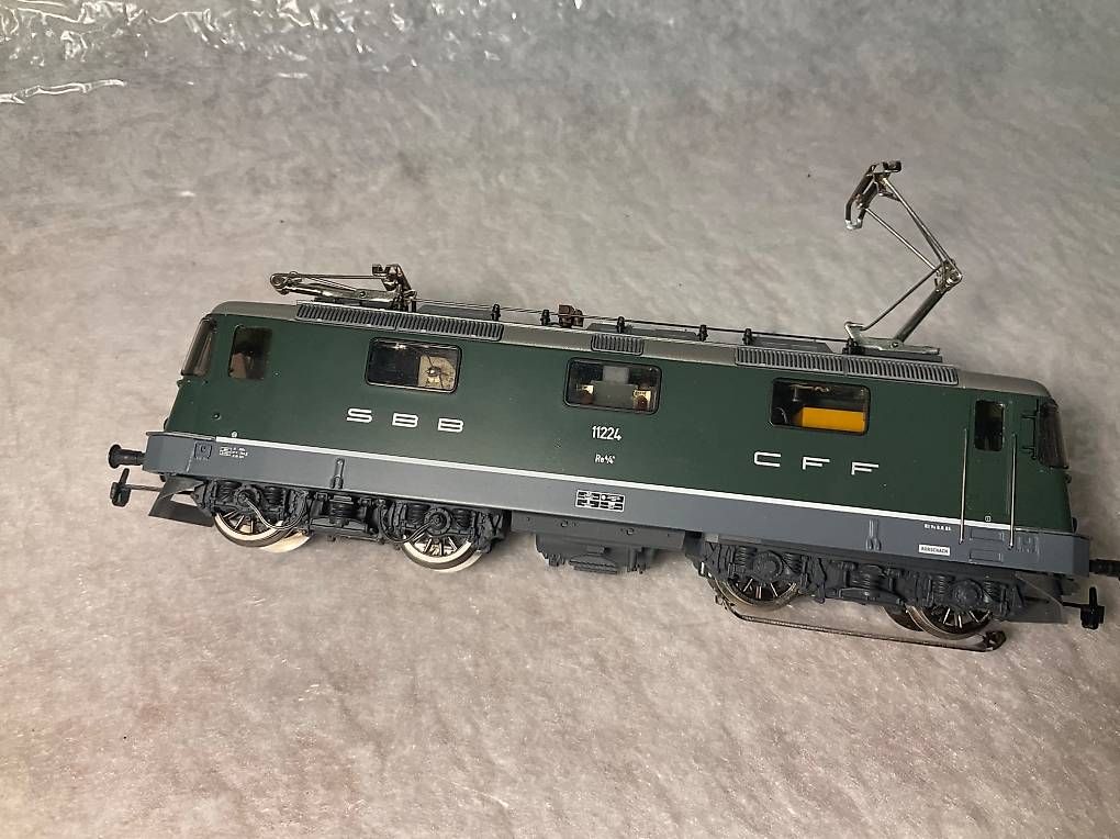 Hag Modelleisenbahnen: Re 4/4 II Nr. 214 – Neu (gemäss Beschreibung) aus Wald ZH von Sbbemilio 2