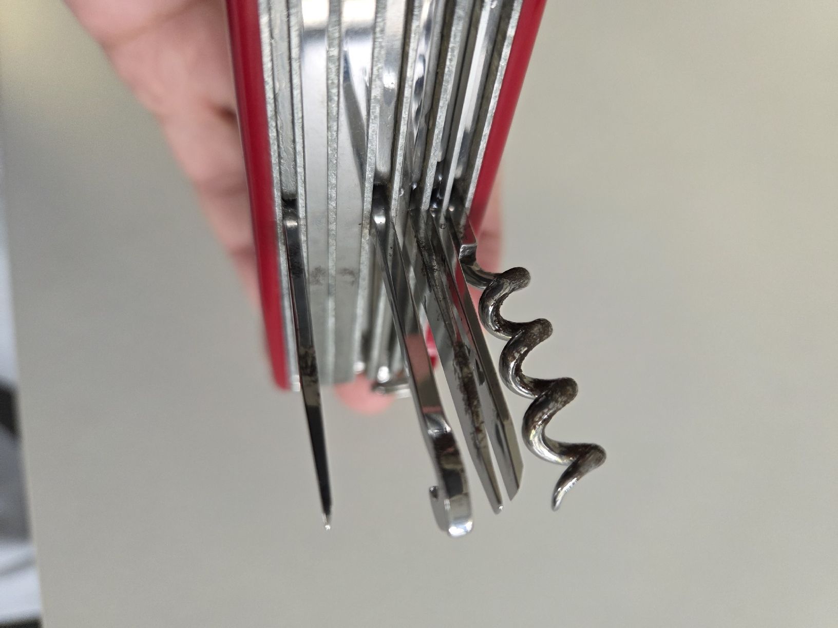Victorinox Taschenmesser: Schweizer Sackmesser Victorinox, gebraucht ca. 19 Teile – Gebraucht aus Gebenstorf von pryt5412 2
