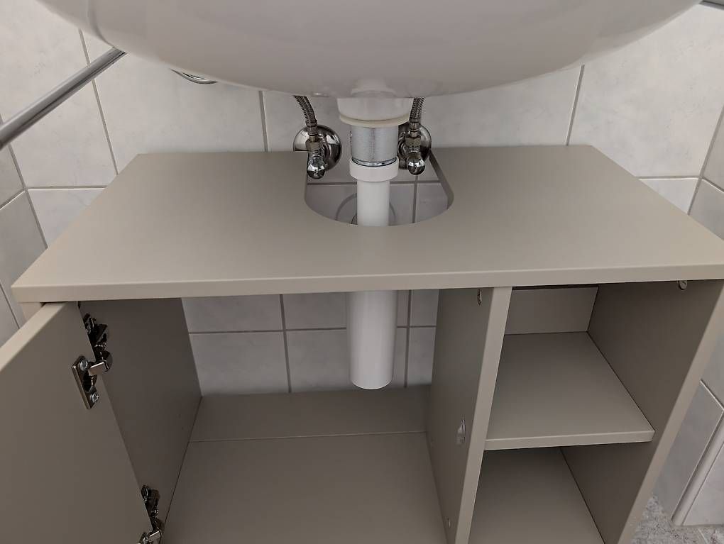 Mobili per bagno: Moderner Waschtischunterschrank / Badezimmermöbel – Usato da Luzern venduto da eli_26fz 1