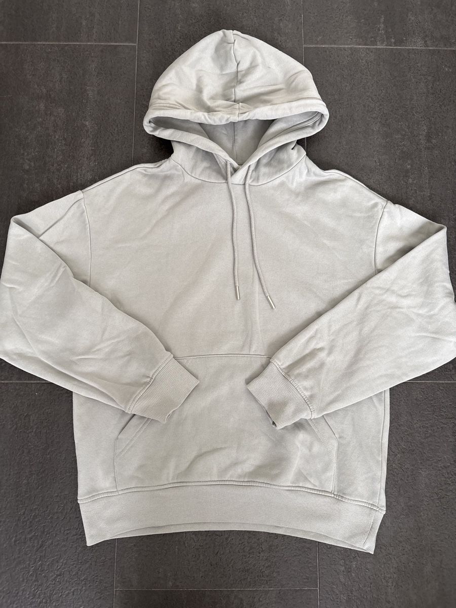 H&M Pullover & Sweatshirts: Hoodie Pullover H&M XS 34 – Gebraucht aus Sarnen von leonie.vera 1