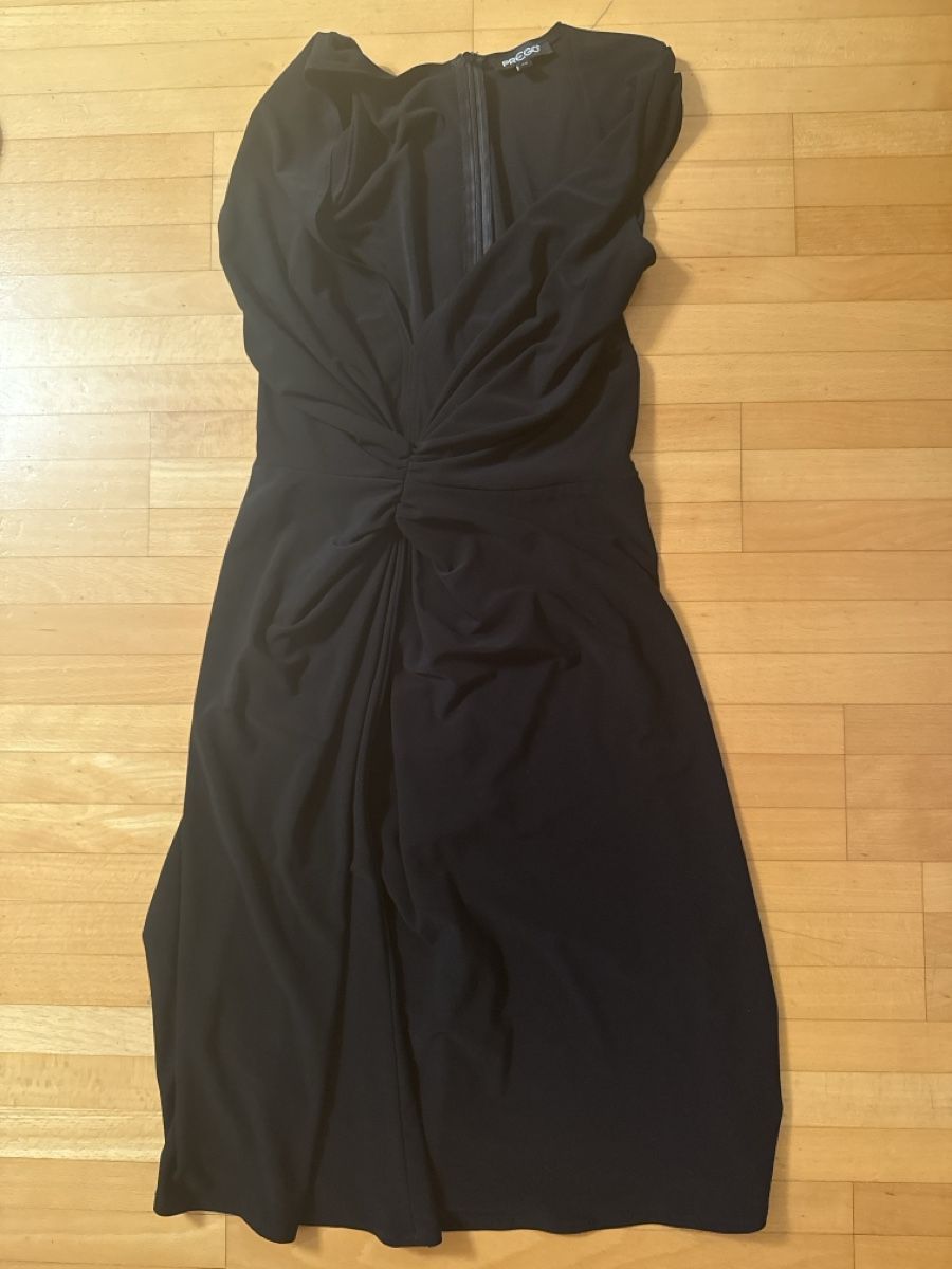 Vestiti: Kleid PREGO schwarz Grösse 38 kurzarm drapiert – Usato da Zürich venduto da mic_95l5