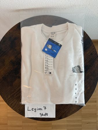 Kaws x Uniqlo Pullover AllWhite/ DSWT/ Size M