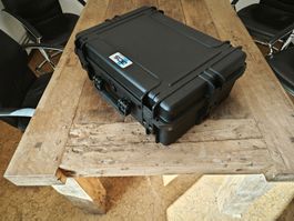Robuster, wasserdichter Transportkoffer - Top Zustand! (54)