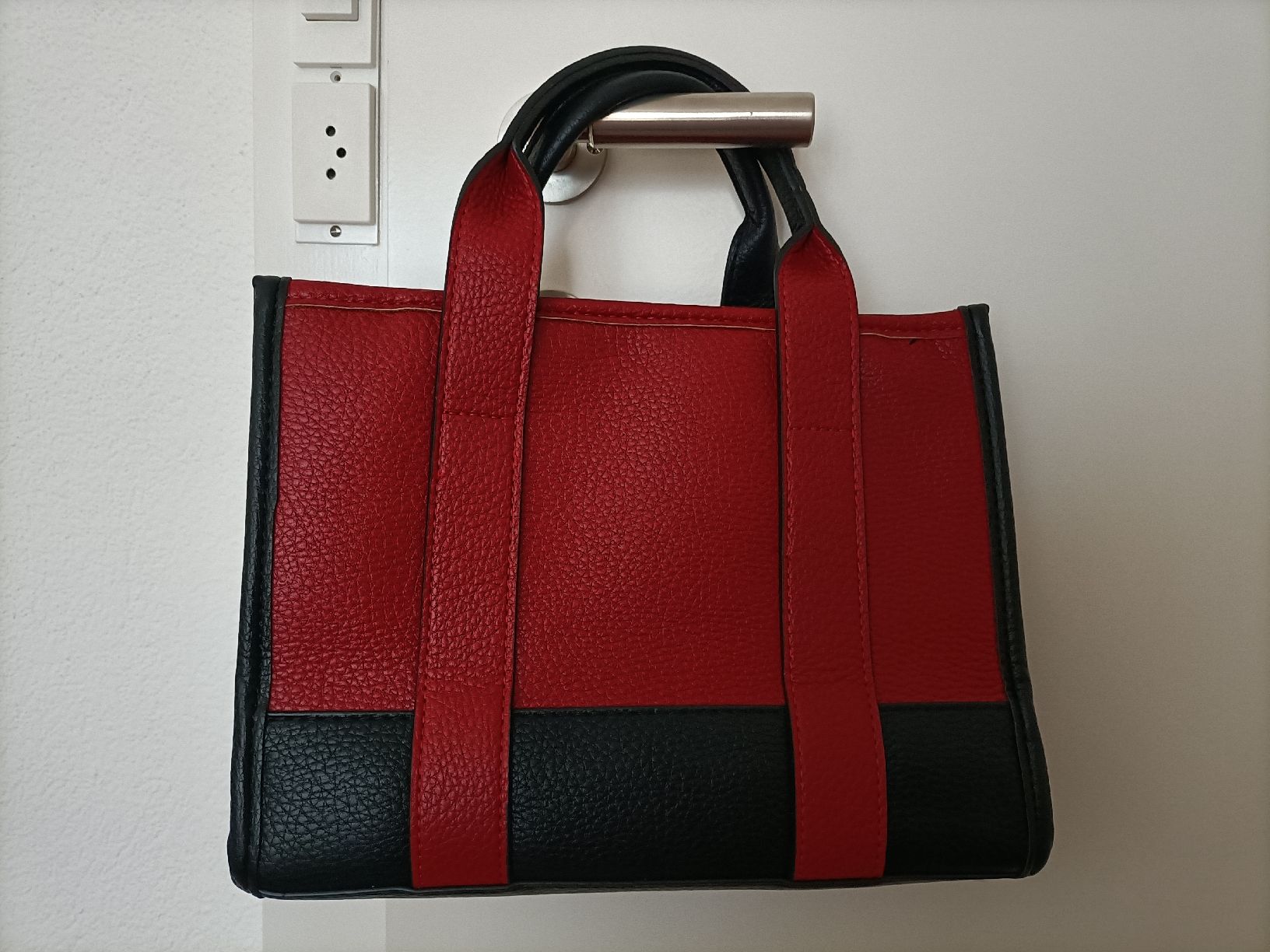 Borse da donna: Rote TOTE BAG, NEU! – Nuovo (secondo la descrizione) da Wil SG venduto da MissMillie71 2