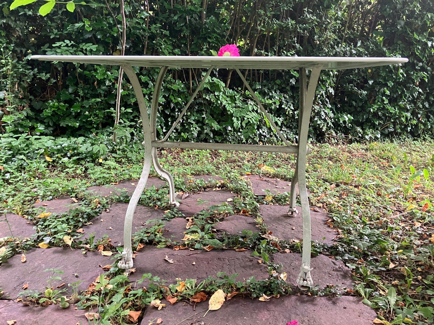 Tavoli: Gartentisch 100x100 cm mit schönem Gussfuss – Usato da Stein am Rhein venduto da Estelle1001 2