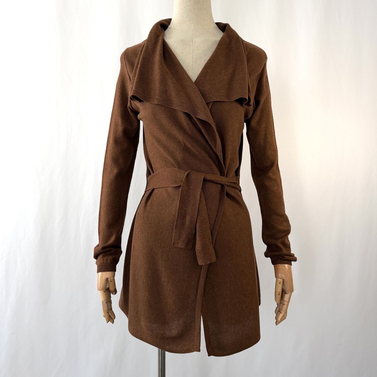 FTC Maglioni & Felpe: FTC Cashmere & Lyocell Cardigan – Nuovo (secondo la descrizione) da Emmen venduto da Colette-Juliette