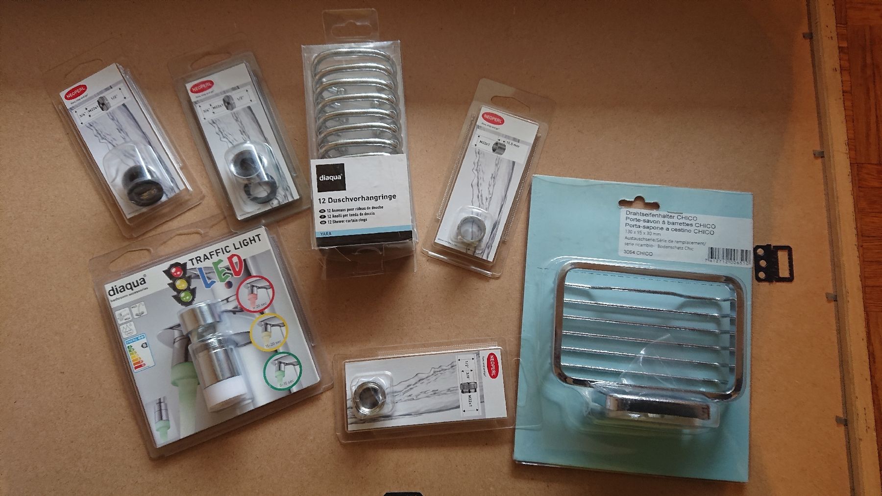 Portasapone: Diverse Bad-Accessoires, Seifenspender usw NEU – Nuovo e nell'imballaggio originale da Chur venduto da FreakofRarity