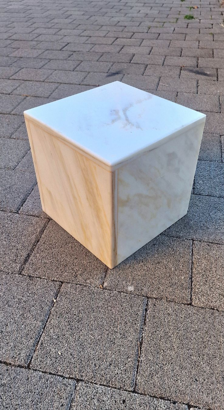 Sgabelli: Beistelltisch /  Blumen hocker aus echte  Marmor 30x30 – Usato da Grellingen venduto da syl_t5wm