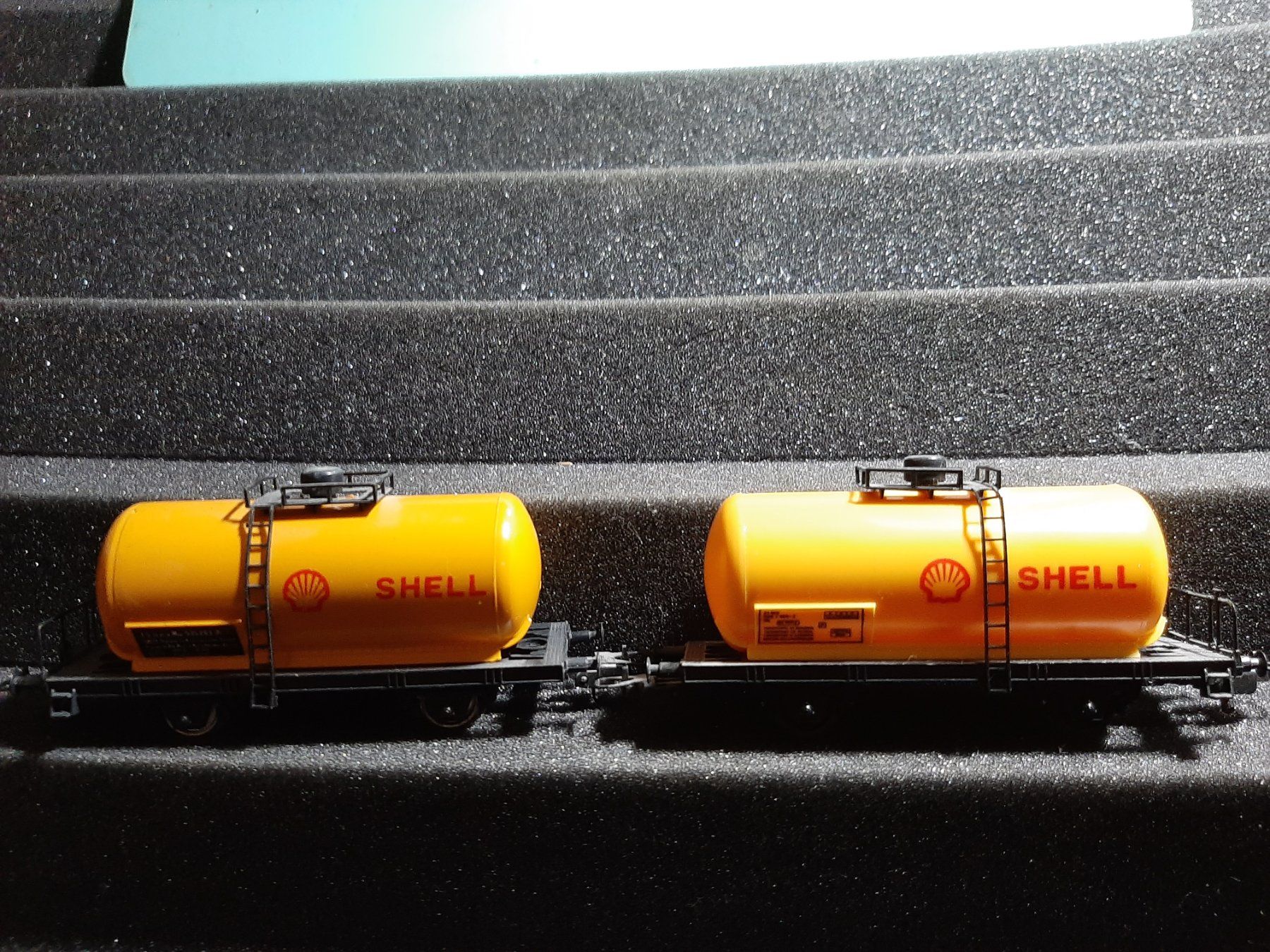 Lima Trains électriques: LIMA SHELL 2 PIECES REF.21 – D'occasion à Avully par RIVALIS 1