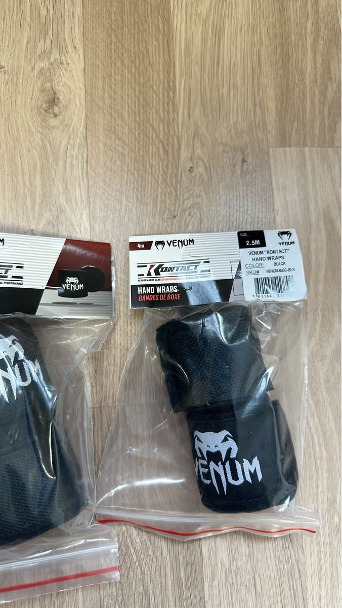 Nastri decorativi: Venum Hand Wraps - Schwarz, 2.5m Länge – Nuovo e nell'imballaggio originale da Rotkreuz venduto da mon_p8hh