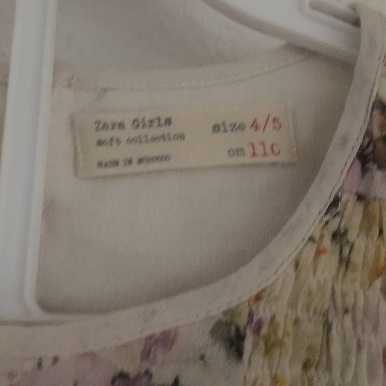Zara Vestiti & Gonne: Robe Zara fille 4/5 ans – Usato da Geneve venduto da maremonte 1