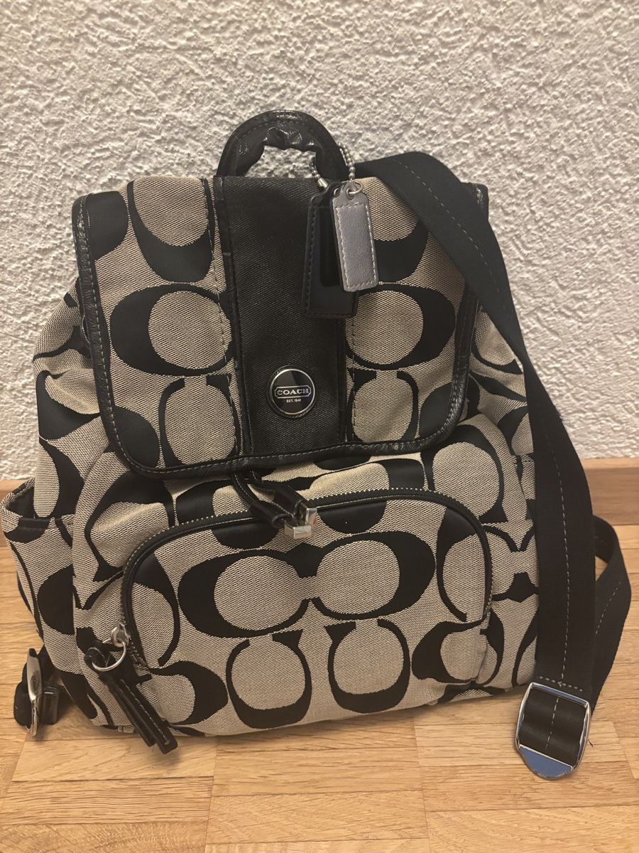Coach Zaini: Vintage Coach Rucksack – Usato da Kehrsatz venduto da luc_vs5c