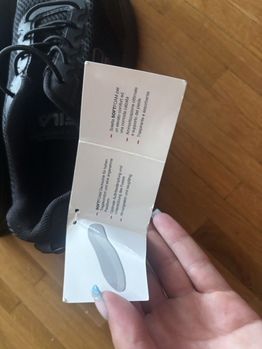 Scarpe da donna: Fila sneakers – Nuovo e nell'imballaggio originale da Zürich venduto da infoDSSWISS 2