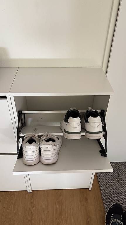 Scaffali: Schuhgestell, Schuhregal – Usato da Winterthur venduto da Lucoelen 1