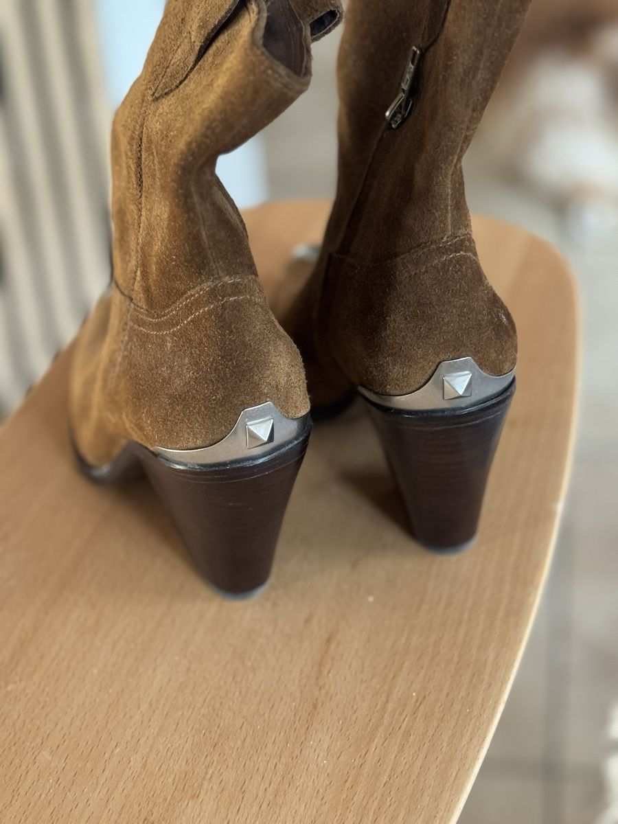Scarpe da donna: Bottines ASH en daim marron, taille 39 - Look western! – Nuovo (secondo la descrizione) da Bouveret venduto da Ahava74 2