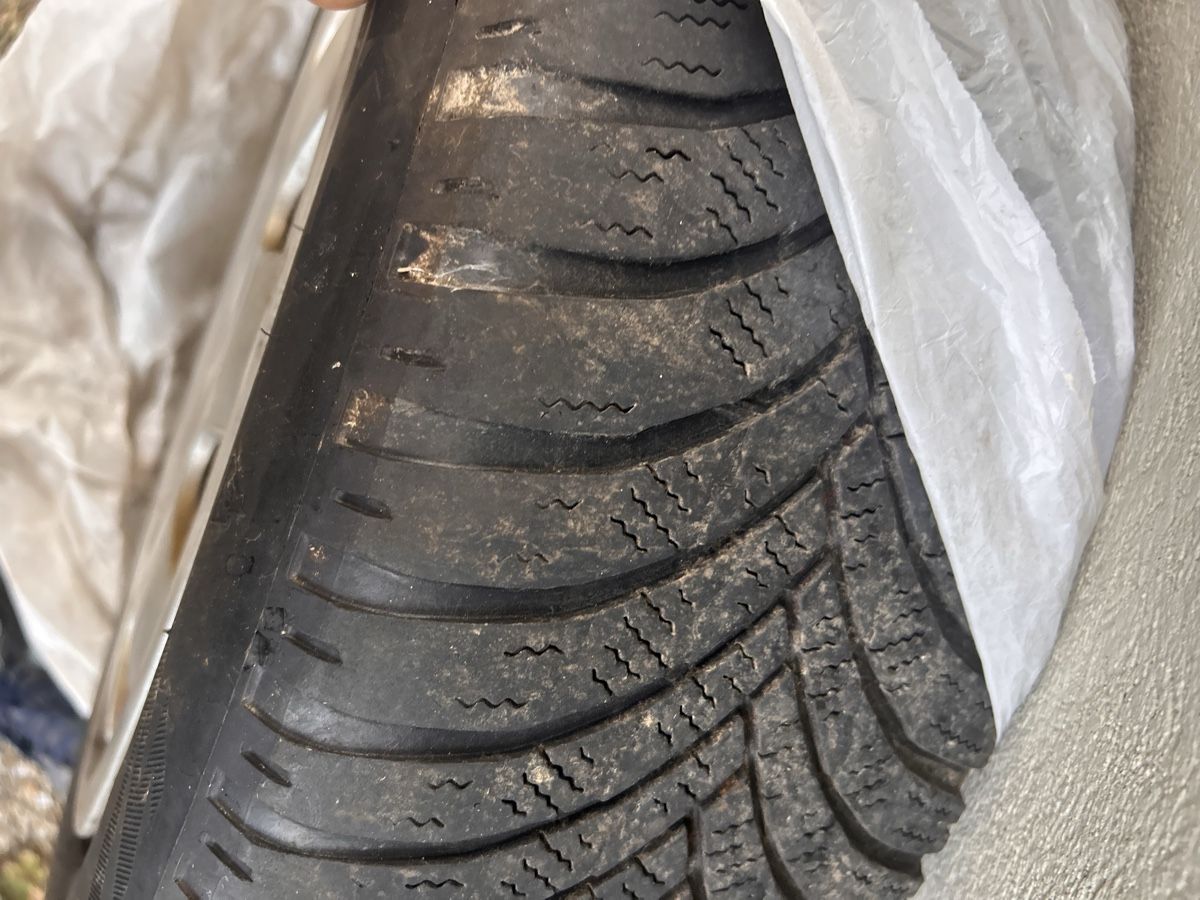 Audi Cerchioni: Audi Stahlfelgen 5x112 15Zoll – Usato da St. Gallen venduto da lor_65bk 9