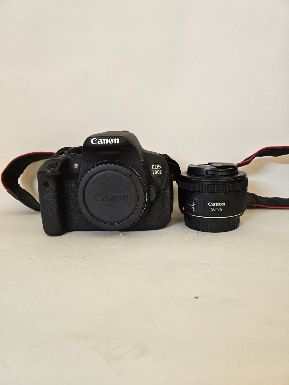 Canon Fotocamera: Canon 700D – Usato da Grosswangen venduto da Telepathy