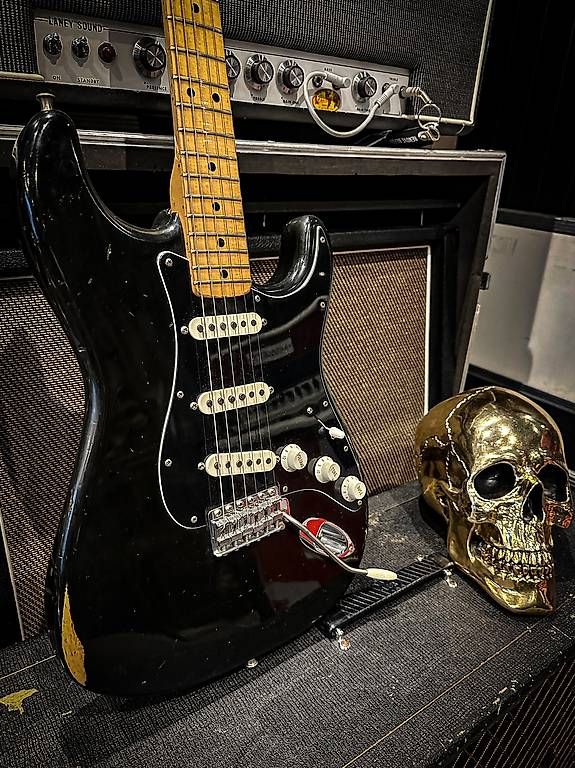 Fender Strumenti musicali: Fender Stratocaster 1974 – Usato da Montreux venduto da Alligator-AMPS