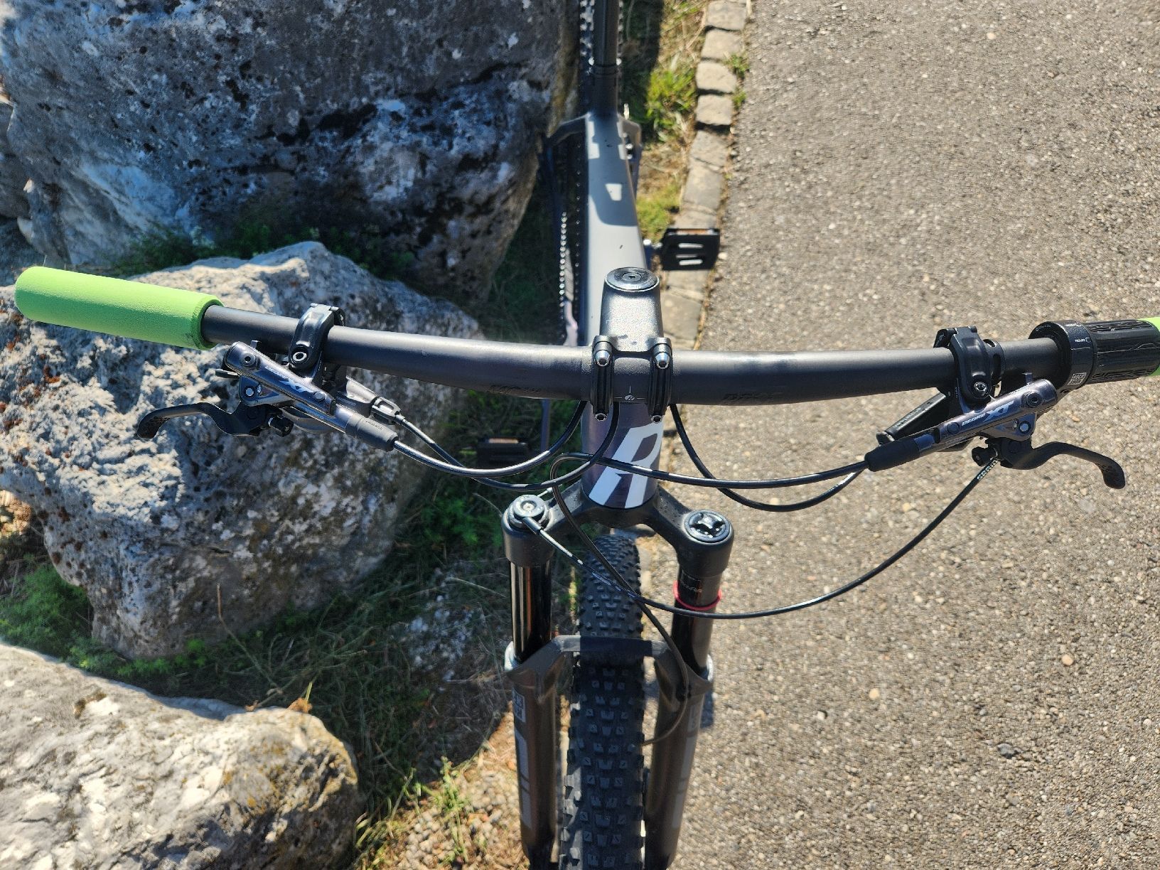 Rose Biciclette: VTT ROSE PDQ 3 Carbone taille L – Usato da Neuchâtel venduto da Z6MJ 3