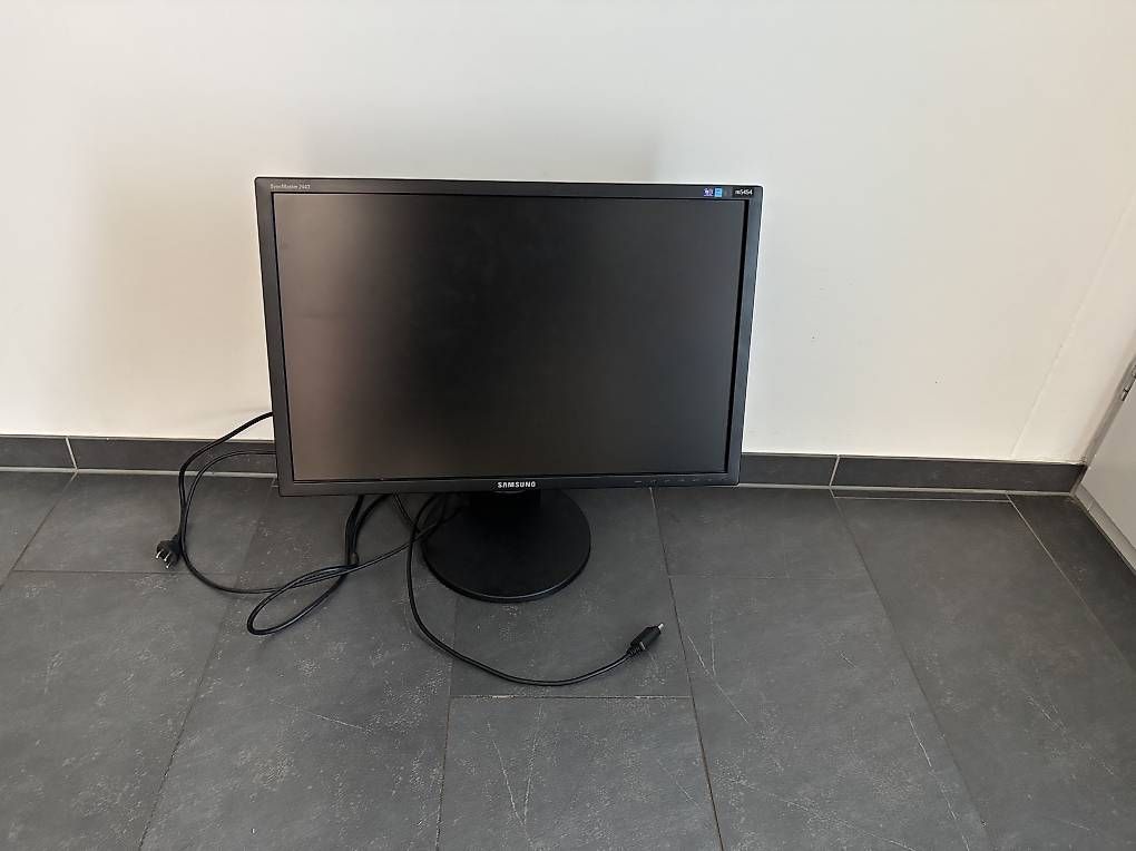 Monitore: SAMSUNG Monitor  – Gebraucht aus Oberdiessbach von shan26
